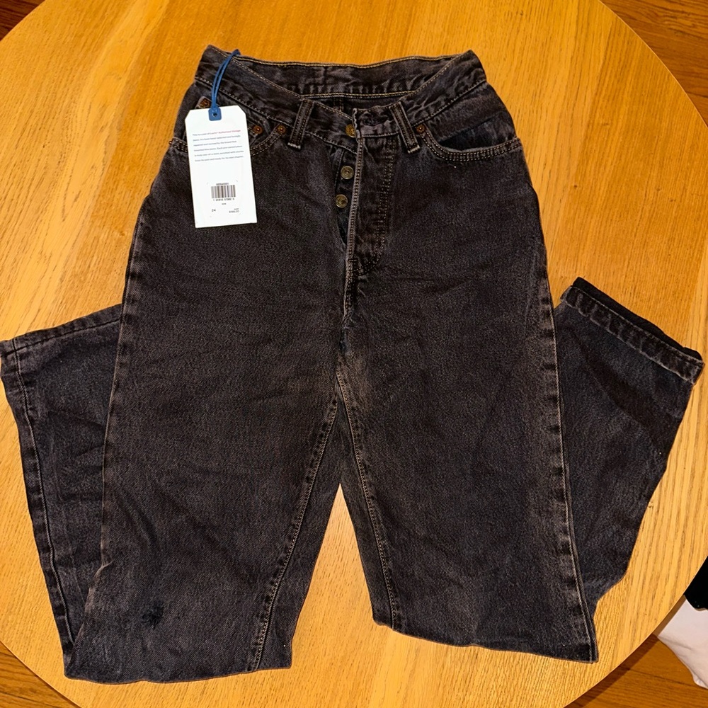 Vintage Levi’s Jeans — washed black